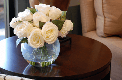 8 Tips for Styling Faux Rose Arrangements in Different Room Settings