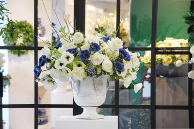 How to Complement Elegant Home Decor with Real Touch Flower Arrangements
