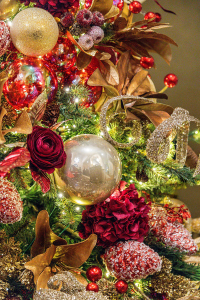 3.5 ft. Estate Gold Pre-Decorated Tree