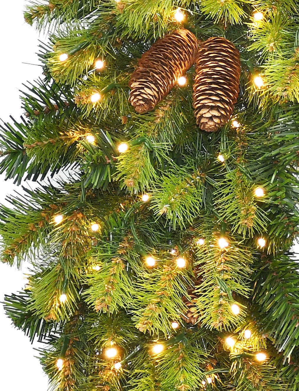 Deluxe Mix Pine Wreath 30"